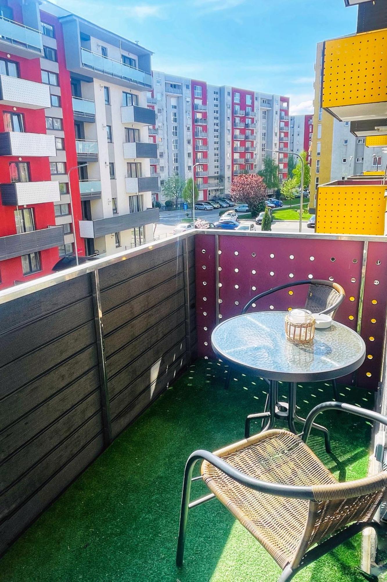 Home Sweet Home Брашов Екстериор снимка